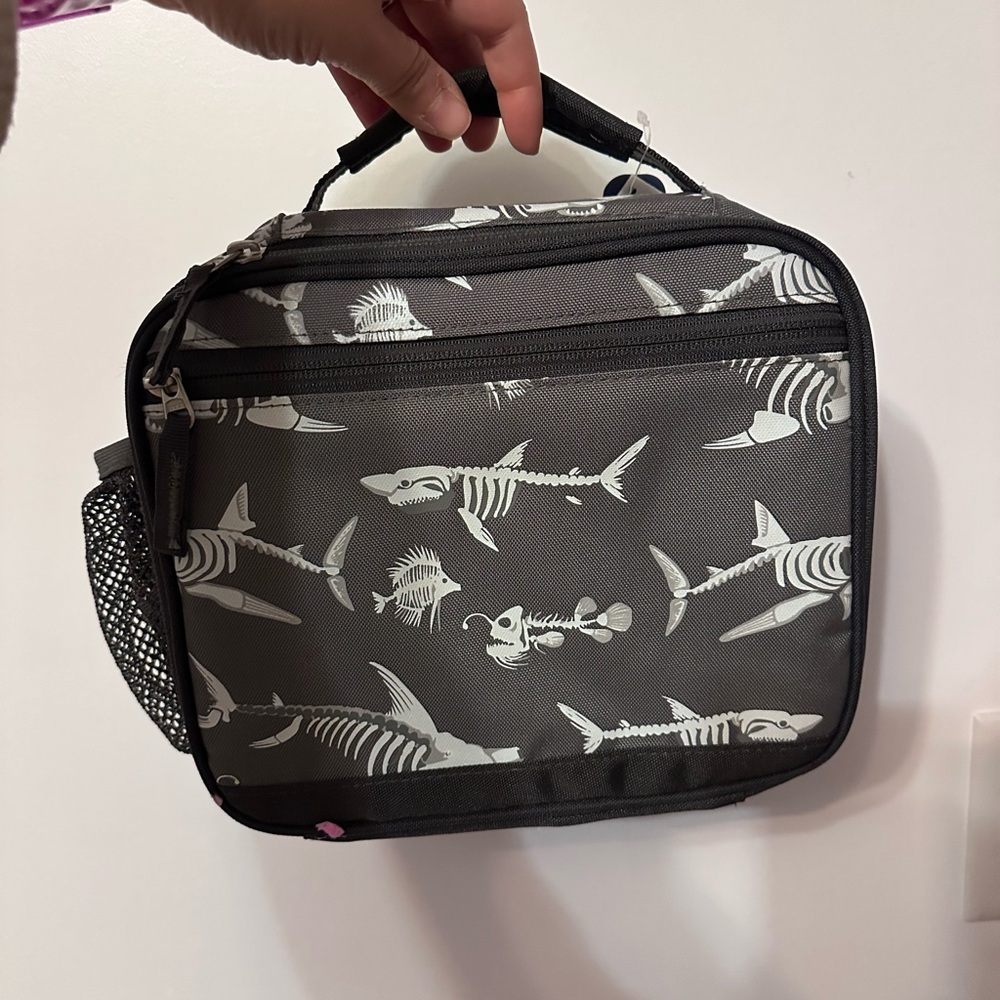Pottery Barn kids Mackenzie Glow in the Dark Shark Lunch Bag-NWT - Picture 3 of 8